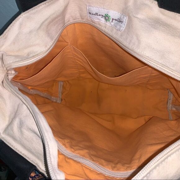 Hadley Pollet Tote RARE quilted leaf pattern - Picture 3 of 6